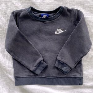 Nike crew neck sweatshirt 2t